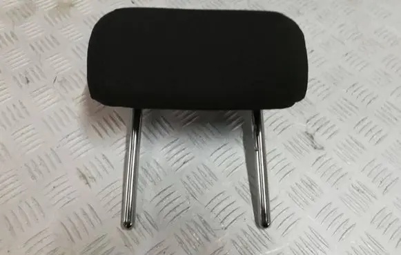 Volkswagen Arteon Rear seat headrest 