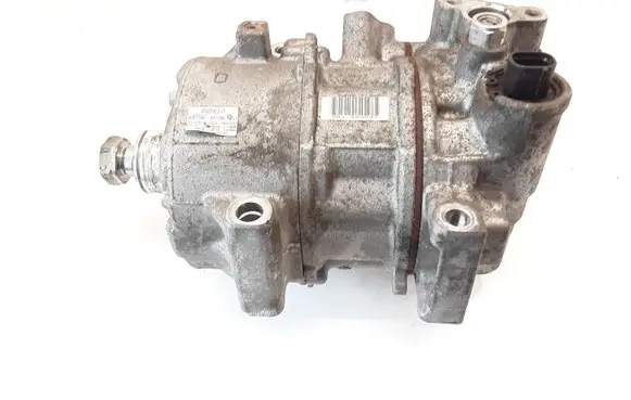 Toyota RAV 4 (XA40) Air conditioning (A/C) compressor (pump) 4472807951 6SES14C SB4449293