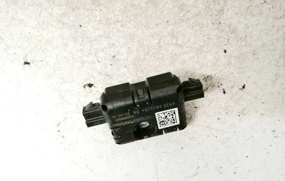 BMW X3 F25 Antenna control unit 6520683225603 403338080110204