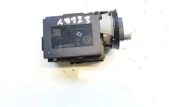Volkswagen PASSAT B6 Ignition lock 3c0905843r 3330.3401
