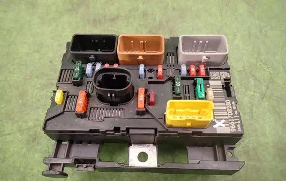 Peugeot 307 BSM Control unit 9661708280