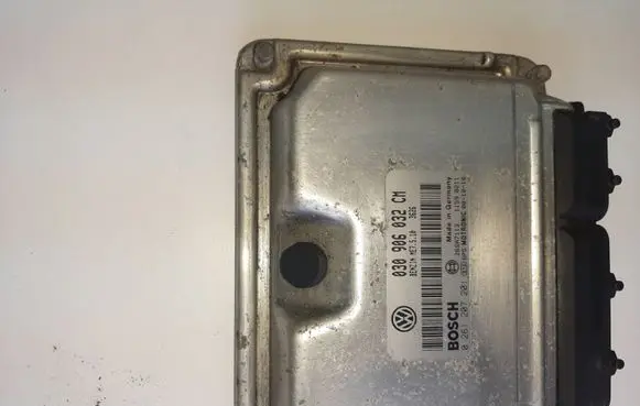 Volkswagen Polo III 6N 6N2 6NF Engine control unit/module 0261207201 030906032CM