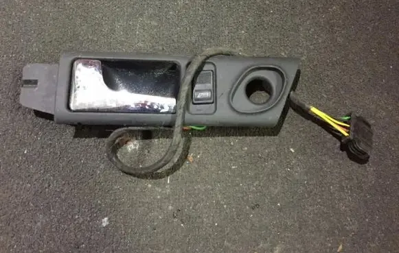Front door interior handle