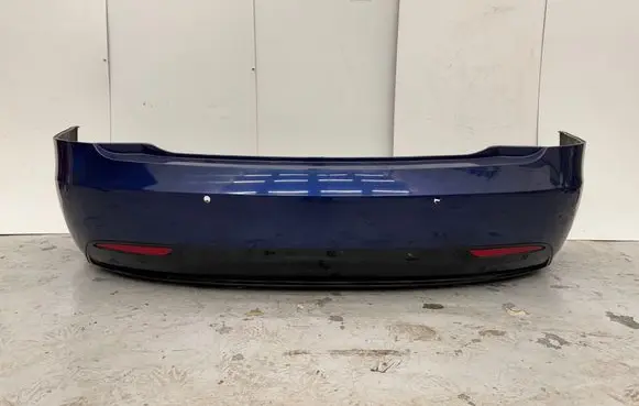 Tesla Model S Rear bumper 1057319S0A 100442104Q