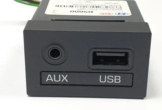 Hyundai i10 AUX in-socket connector 96120-B9000