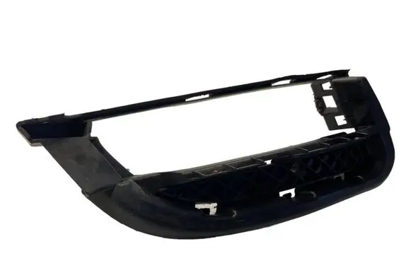 BMW 1 E82 E88 Front bumper lower grill 7178712 15857711