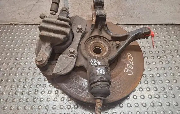 Citroen C4 II Front wheel hub spindle knuckle S17986028 P57