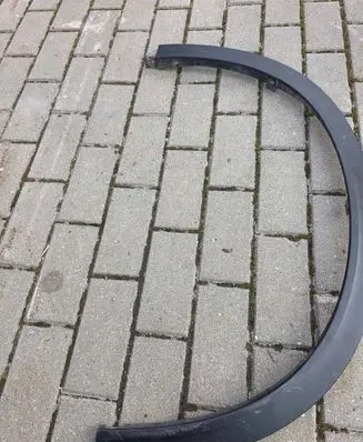 Suzuki Vitara (LY) Front arch trim 7721154P0