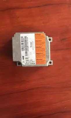 Mercedes-Benz E W210 Airbag control unit/module 0028203226