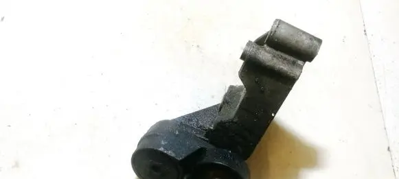 Ford Focus Engine mounting bracket 98ff3k738bh