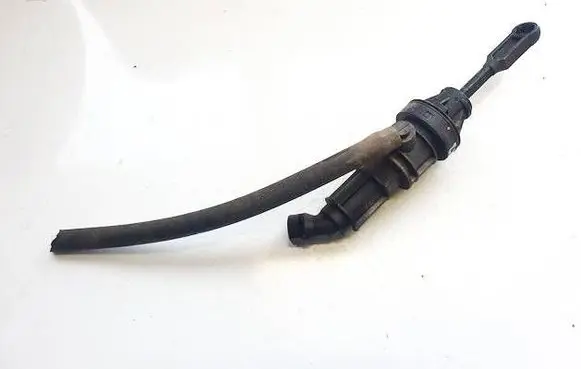 Dodge Caliber Clutch master cylinder 05105043AA