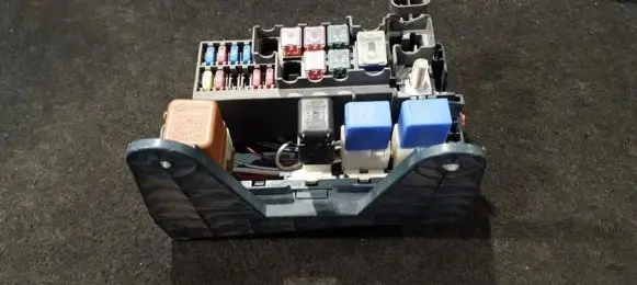 Nissan Navara D22 Fuse box set