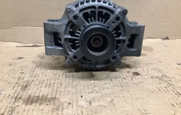 BMW M4 F82 F83 Generator/alternator 7848603 1042106740