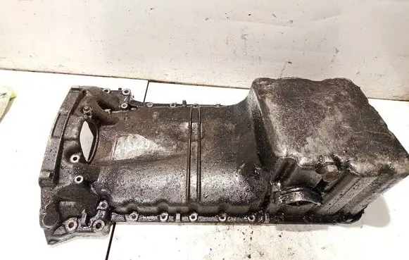 Mercedes-Benz E W210 Oil sump r6040140602