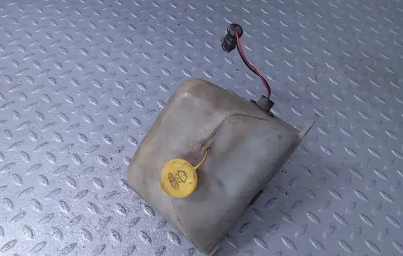 Ford Scorpio Windshield washer fluid reservoir/tank 6127798 85GG-17618-BA 85GG17618BA