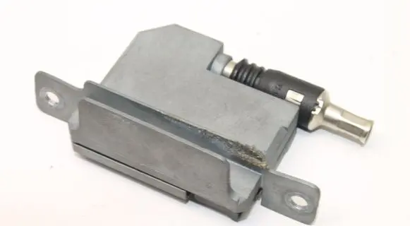 Audi TT Mk1 Aerial antenna amplifier 8N8035225