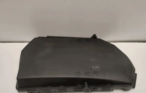 Mercedes-Benz CL C215 Fuse box cover 2205400182