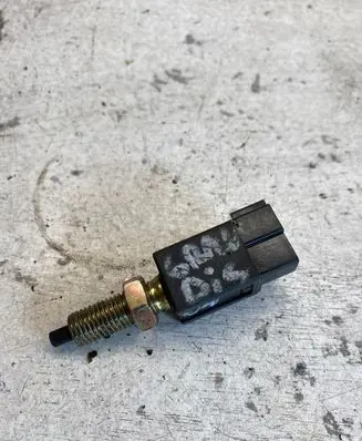 Brake pedal sensor switch