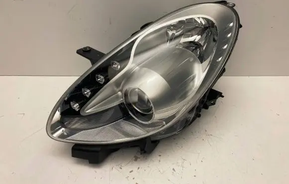 Alfa Romeo Giulietta Headlight/headlamp 50520223 00009338029 07G0T1