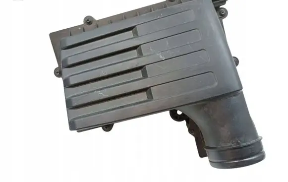 Skoda Superb B8 (3V) Air filter box 5Q0129601BL