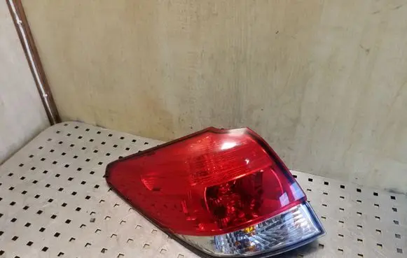 Subaru Outback Rear/tail lights
