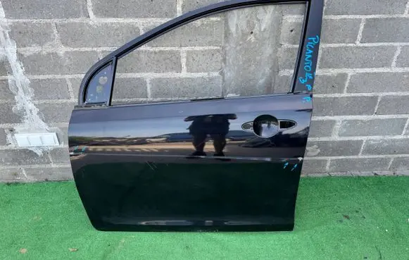 KIA Picanto Front door