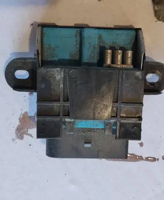 Audi Q3 8U Fuel injection pump control unit/module 5N0906093C 3768494
