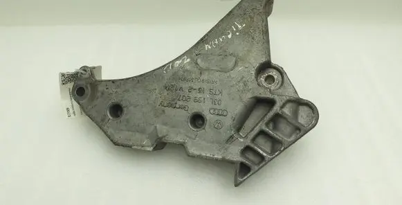 Volkswagen Tiguan Engine mounting bracket 03L199207