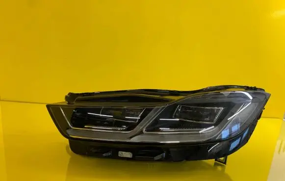 Jaguar I-Pace Headlight/headlamp M9D3-13W030-EB