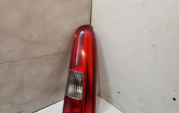 Volvo V70 Rear/tail lights 9154494