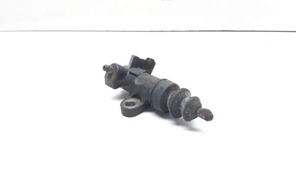 Subaru Forester SG Clutch slave cylinder 