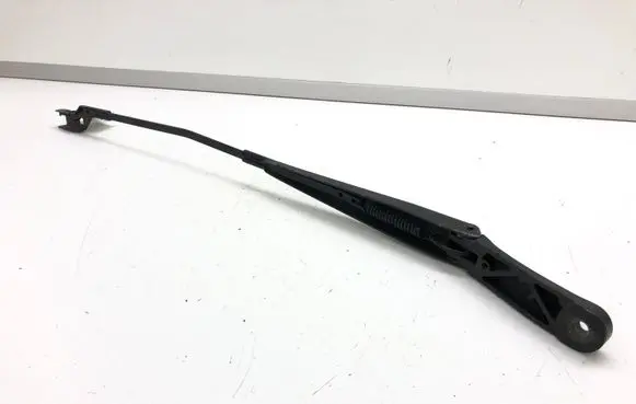 Volkswagen PASSAT B6 Front wiper blade arm 3C1955410B