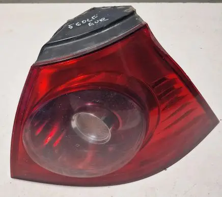 Volkswagen Golf V Rear/tail lights 1K6945096E 00610150 028490202B