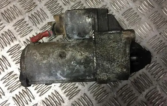Renault Scenic II - Grand scenic II Starter motor 8200331251 d7r49