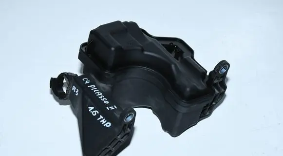 Vacuum air tank