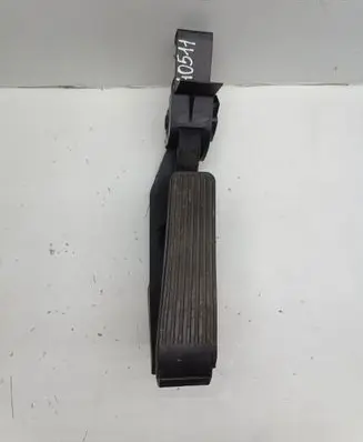 Mercedes-Benz C AMG W203 Accelerator throttle pedal A2113000404