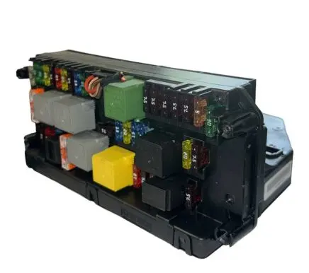 Mercedes-Benz C W204 Fuse module A2129003314 A2129020706 A2129015004