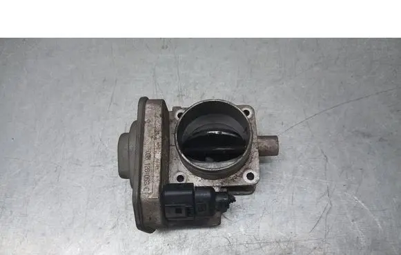 Skoda Fabia Mk1 (6Y) Throttle valve 038128063C
