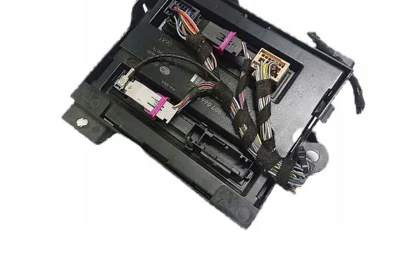 Audi A4 S4 B8 8K Comfort/convenience module 8K0907064DP