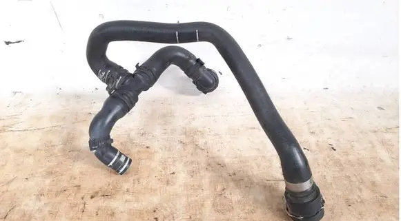 Porsche Macan (95B) Engine coolant pipe/hose 95B121049E 95B121049A