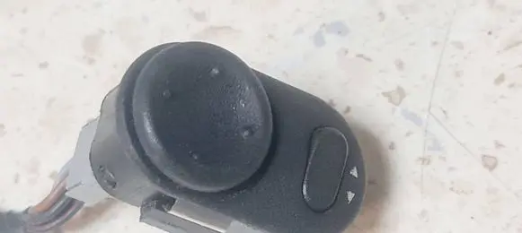 Opel Astra G Wing mirror switch 09226861
