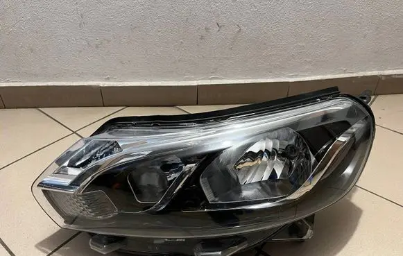 Toyota Proace Headlight/headlamp 9808581280-00
