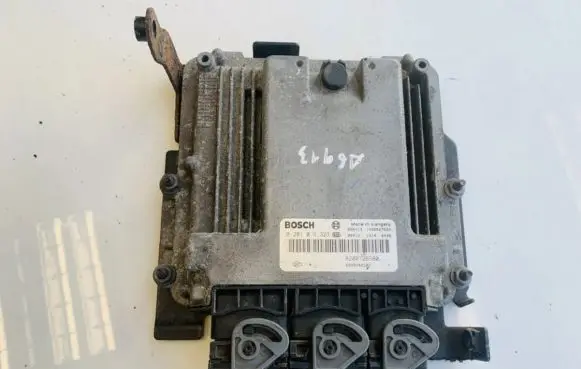 Renault Laguna III Engine control unit/module 8200726880 02810152323