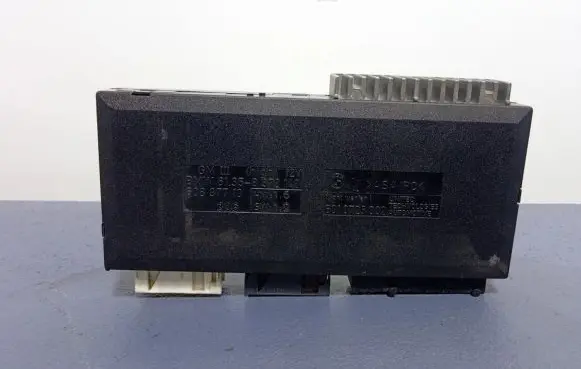 BMW 5 E39 Comfort/convenience module 8372140