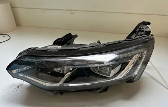 Renault Talisman Headlight/headlamp 260606722R 89909872 89909144