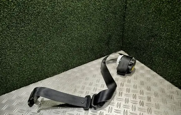 Renault Trafic III (X82) Rear seatbelt 888414518R 34144154D 93460583