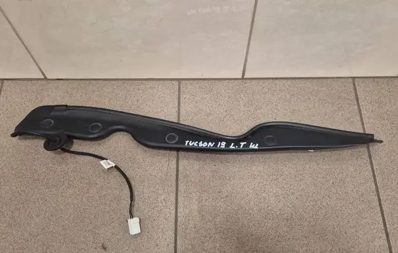 Hyundai Tucson TL Other trunk/boot trim element 83130D3100