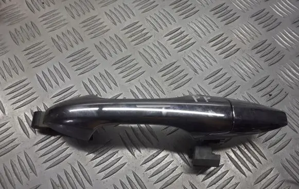 Honda Accord Front door exterior handle/bracket 