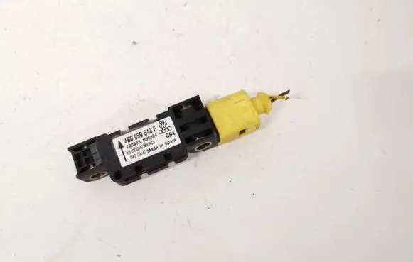 Volkswagen Phaeton Airbag deployment crash/impact sensor 4B0959643E