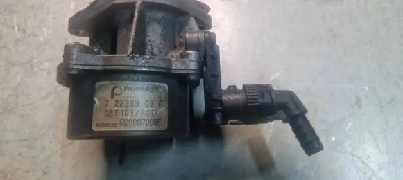 Opel Astra G Vacuum pump 8200072985 72238908F 02T1038497